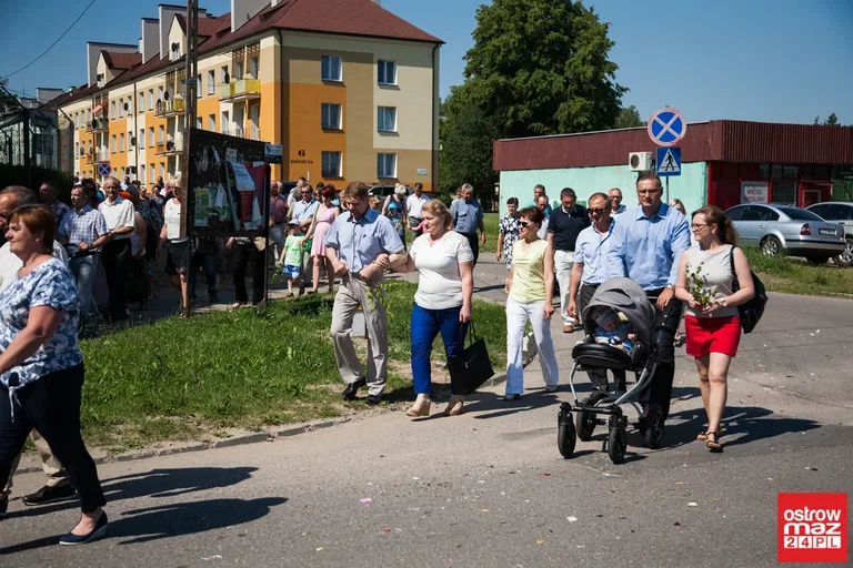 Procesje Najświętszego Ciała i Krwi Chrystusa przeszły ulicami miasta (zdjęcia, wideo)