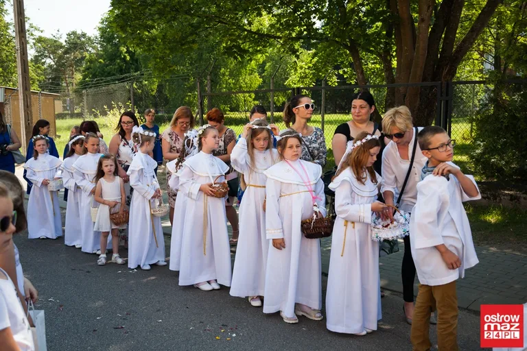 Procesje Najświętszego Ciała i Krwi Chrystusa przeszły ulicami miasta (zdjęcia, wideo)