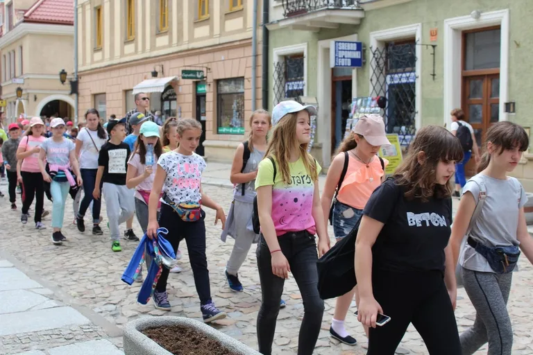 "Jedynka" na szlaku dwóch historycznych miejscowości (zdjęcia)