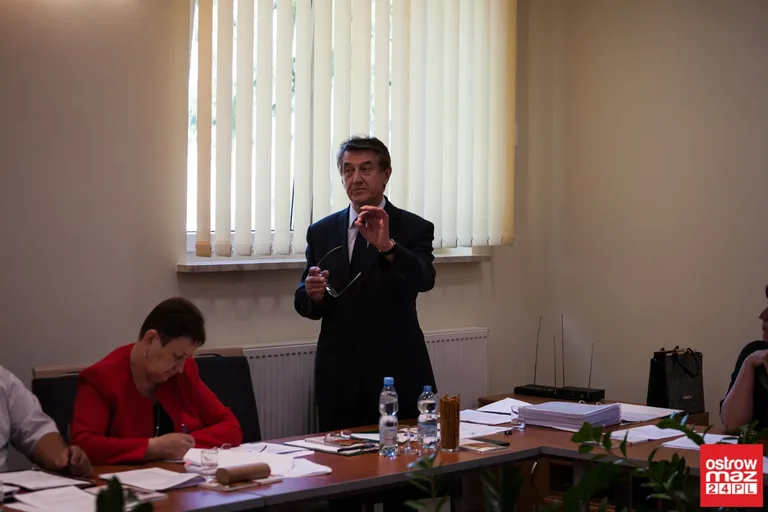Wójt gminy Stary Lubotyń z absolutorium (zdjęcia, wideo)