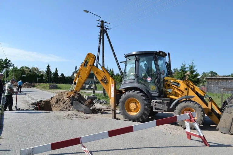 Brok: budowa kanalizacji deszczowej (zdjęcia)