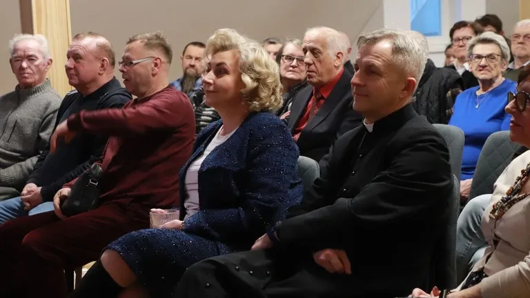"Dobrze dla Ostrowi zasłużeni". Wieczór wspomnień w miejskiej bibliotece (zdjęcia)