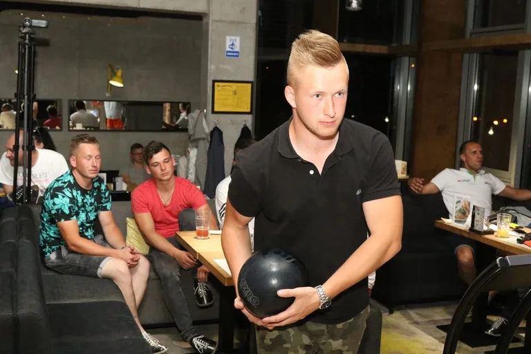 Rewelacyjny Brzostek w OLB (zdjęcia, wideo)