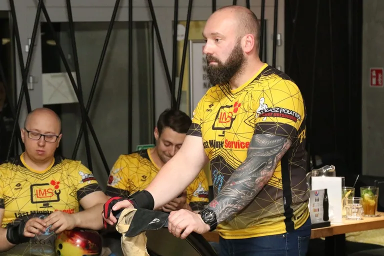 Rewelacyjny Brzostek w OLB (zdjęcia, wideo)