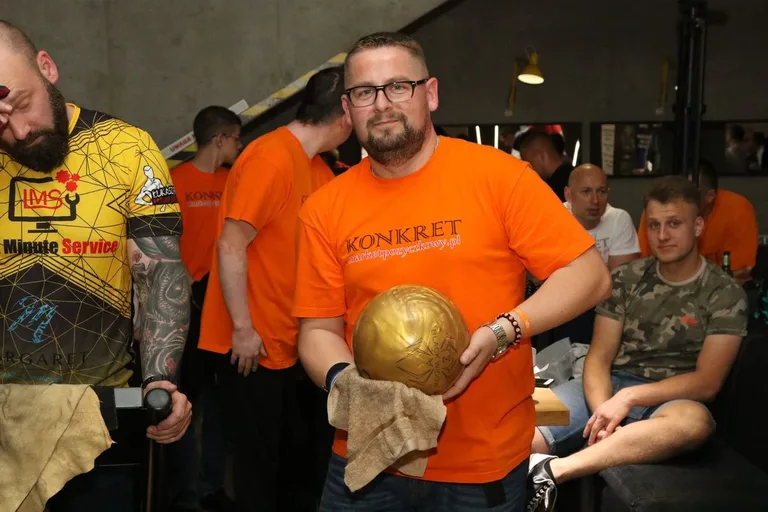 Rewelacyjny Brzostek w OLB (zdjęcia, wideo)