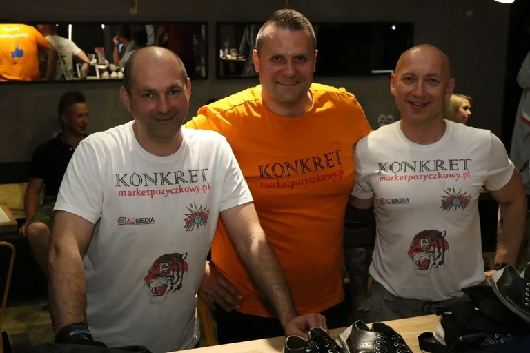 Rewelacyjny Brzostek w OLB (zdjęcia, wideo)