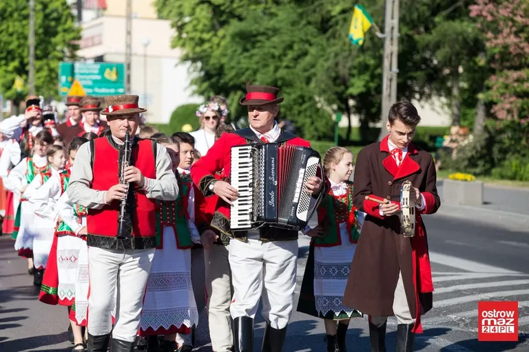 Ostrów opanowała "Moda na Folklor" (zdjęcia, wideo)
