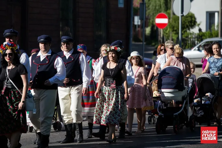 Ostrów opanowała "Moda na Folklor" (zdjęcia, wideo)