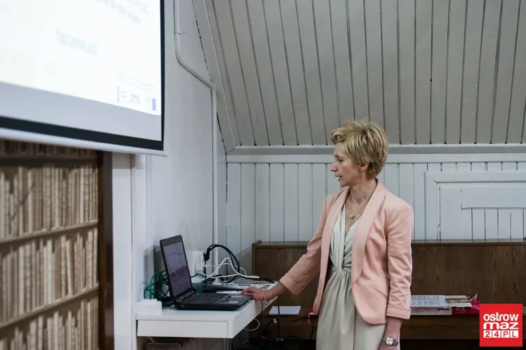 Warsztaty dla gimnazjalistów w ostrowskiej bibliotece (zdjęcia, wideo)