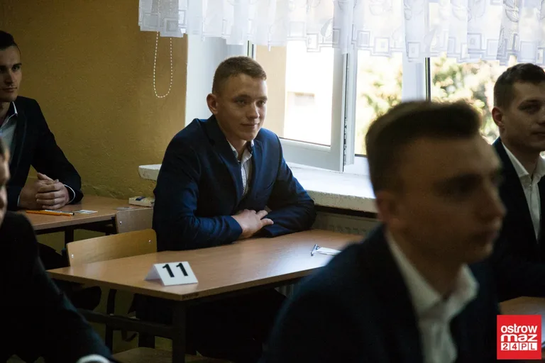Trzeci dzień matur - dzisiaj język angielski (zdjęcia)
