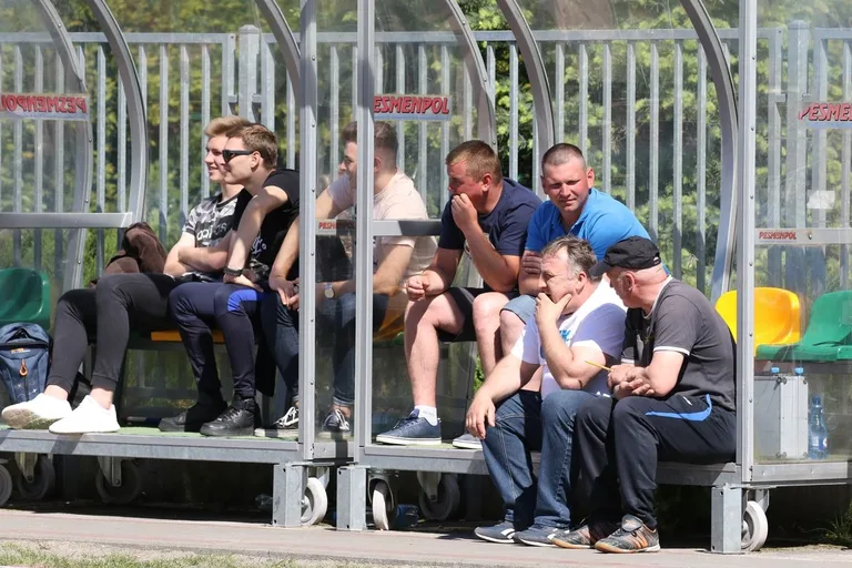 Emocjonujące starcia w B klasie (zdjęcia, wideo)