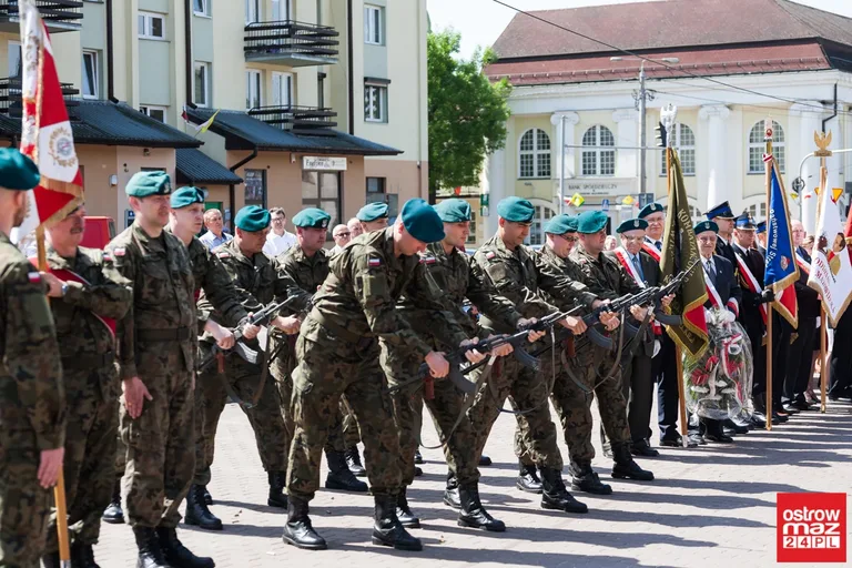 Miejskie obchody Święta Konstytucji 3 Maja (zdjęcia, wideo)