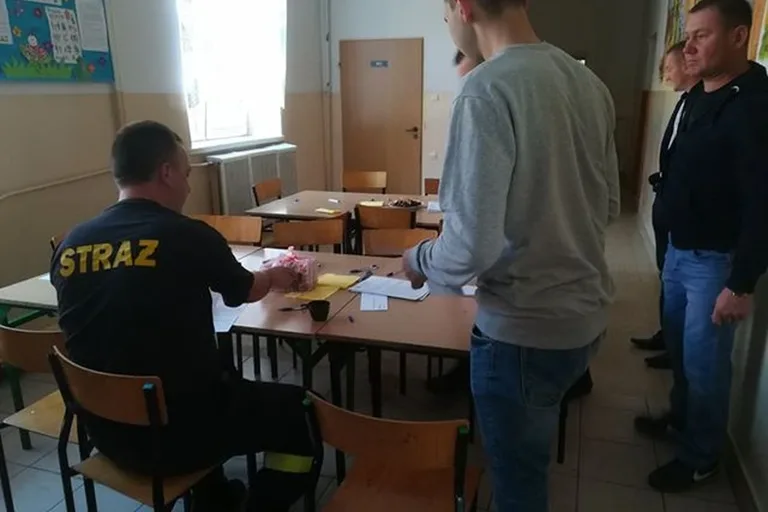 Czterdzieści osób oddało krew dla Szymka (zdjęcia)