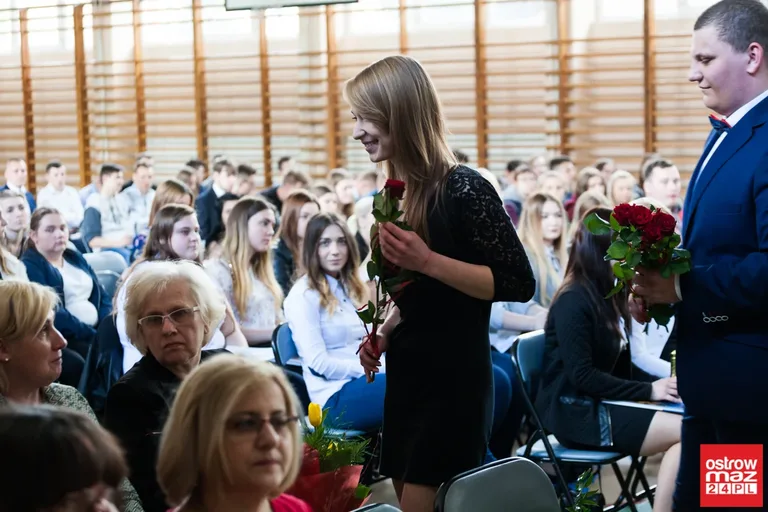 Małkińscy maturzyści zakończyli rok szkolny (zdjęcia, wideo)