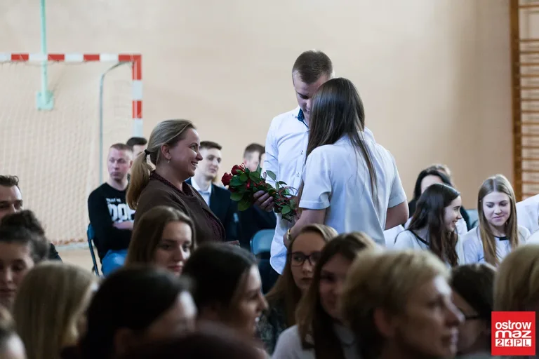 Małkińscy maturzyści zakończyli rok szkolny (zdjęcia, wideo)