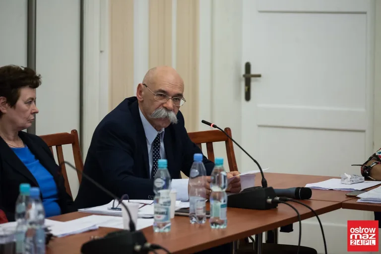 Okręgi wyborcze po staremu. Radni przegłosowali uchwałę burmistrza (zdjęcia, wideo)