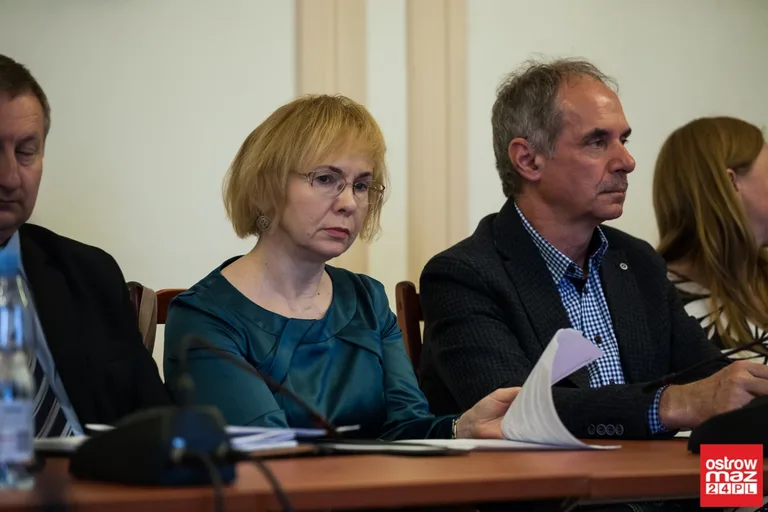 Okręgi wyborcze po staremu. Radni przegłosowali uchwałę burmistrza (zdjęcia, wideo)