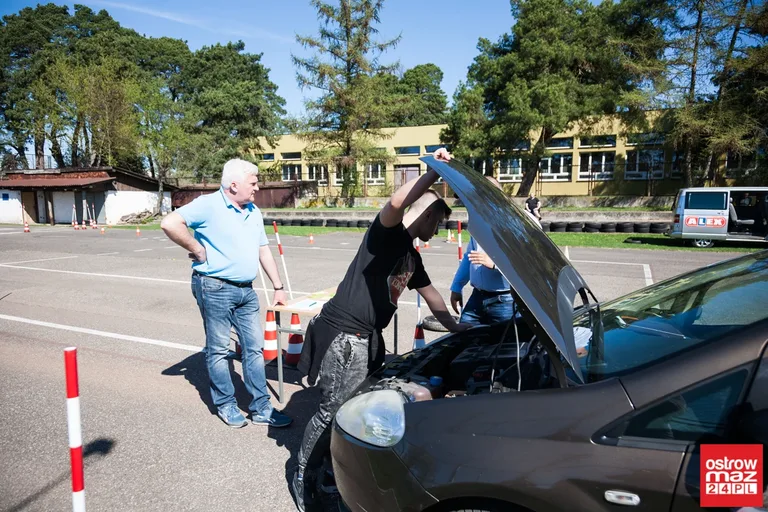 "Rubinek" zwycięski w turnieju motoryzacyjnym (zdjęcia, wideo)
