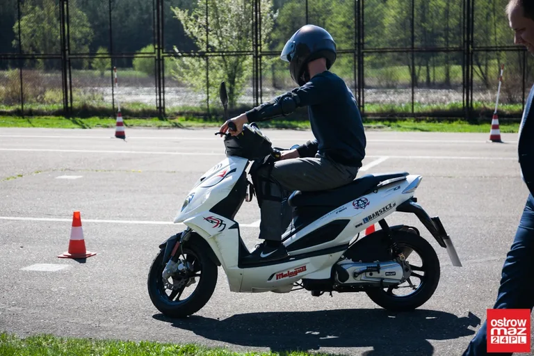 "Rubinek" zwycięski w turnieju motoryzacyjnym (zdjęcia, wideo)