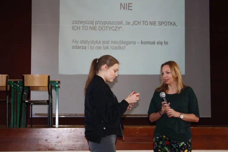 O narkotykach i dopalaczach w "Koperniczku" (zdjęcia)