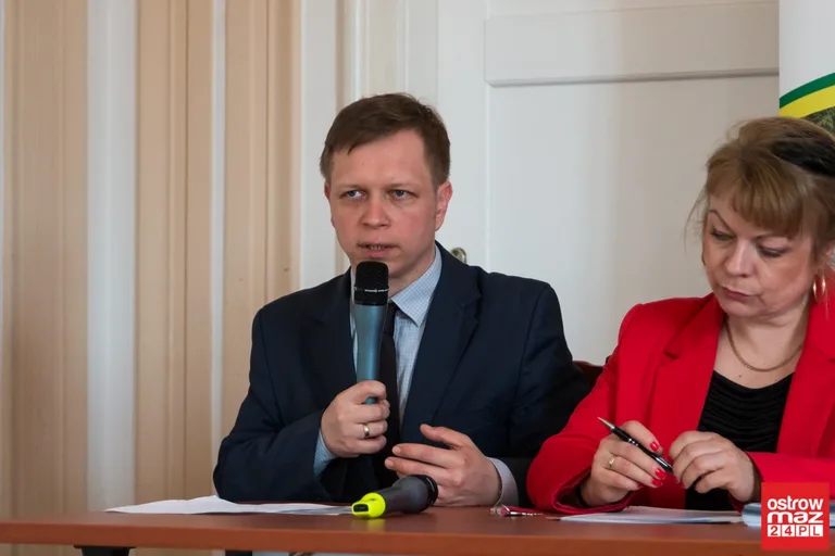 Burmistrz o inwestycjach, kulturze i sporcie (zdjęcia, wideo)