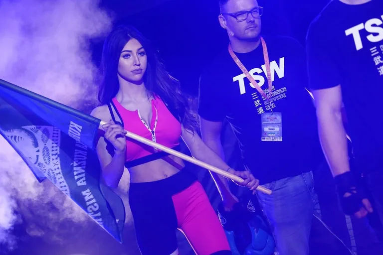 Dzierzgowski wrócił na ring po zwycięstwo (zdjęcia, wideo)