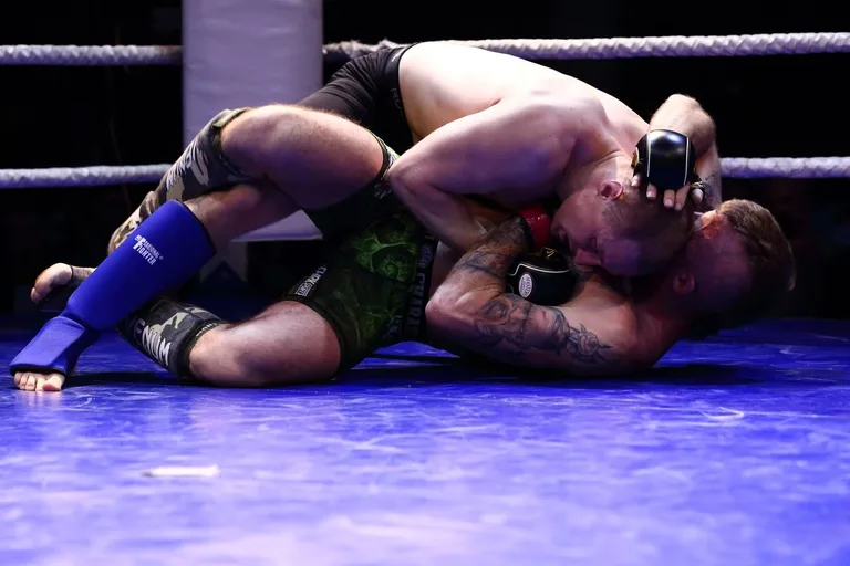 Dzierzgowski wrócił na ring po zwycięstwo (zdjęcia, wideo)