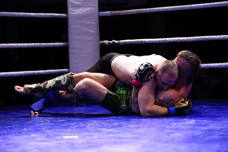 Dzierzgowski wrócił na ring po zwycięstwo (zdjęcia, wideo)