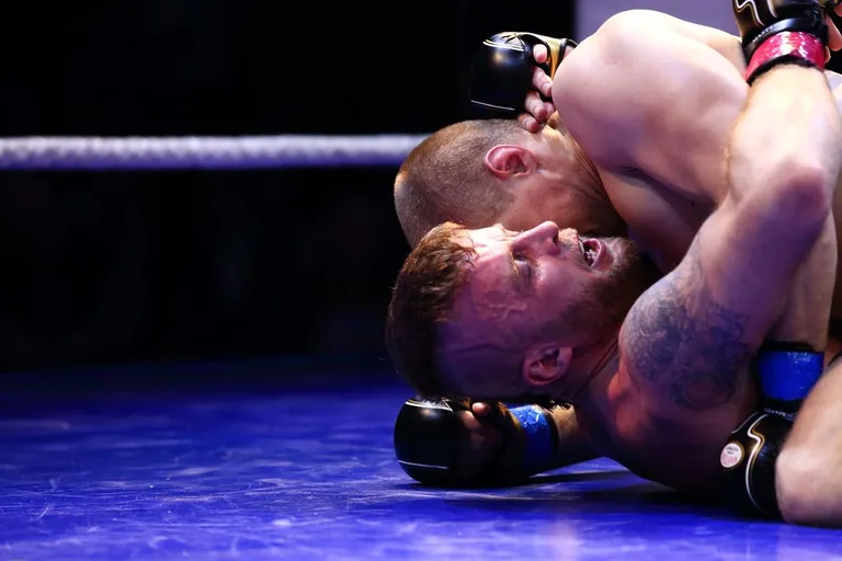 Dzierzgowski wrócił na ring po zwycięstwo (zdjęcia, wideo)