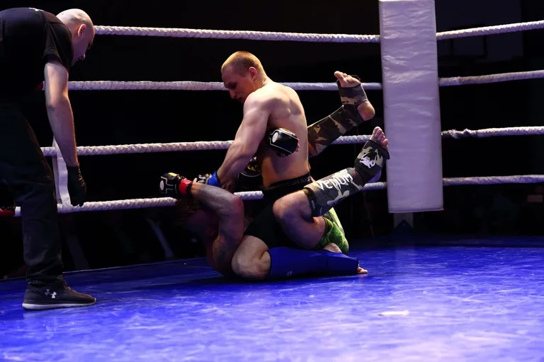 Dzierzgowski wrócił na ring po zwycięstwo (zdjęcia, wideo)