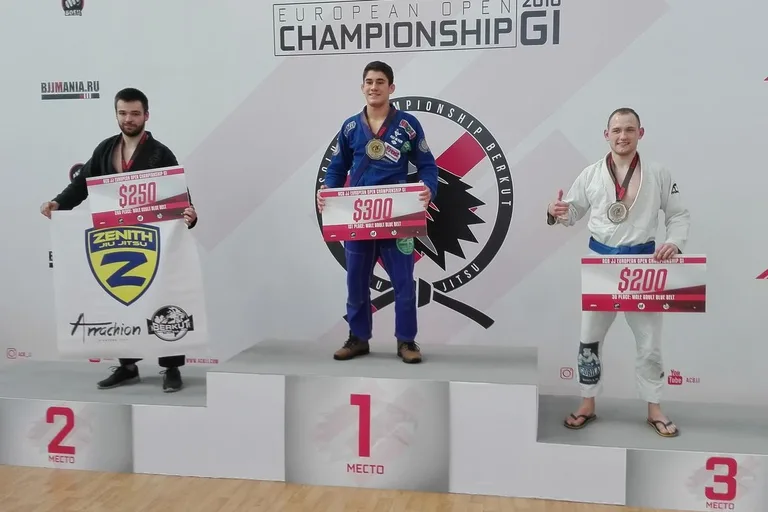 Ostrowski "goryl" na podium Mistrzostw Europy (zdjęcia)