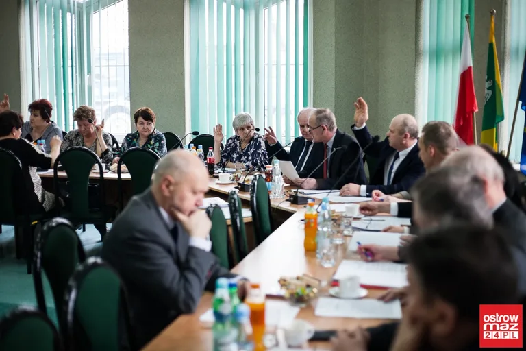 Jednogłośni radni gminy Ostrów Mazowiecka (zdjęcia, wideo)