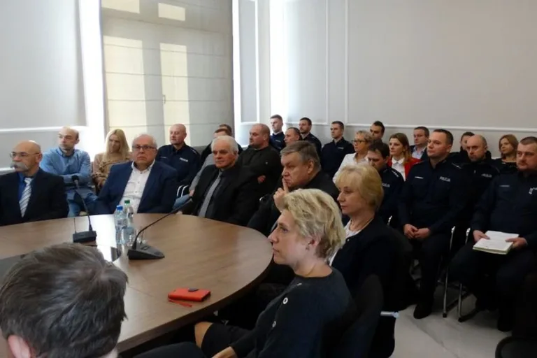 Odprawa roczna ostrowskich policjantów (zdjęcia)