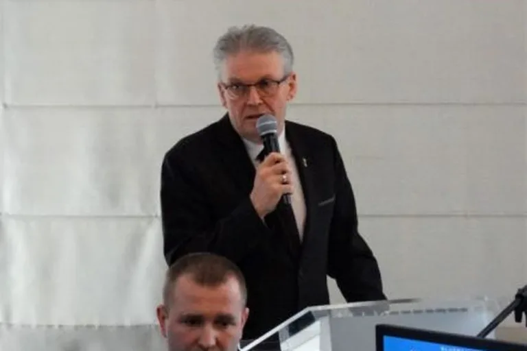 Odprawa roczna ostrowskich policjantów (zdjęcia)