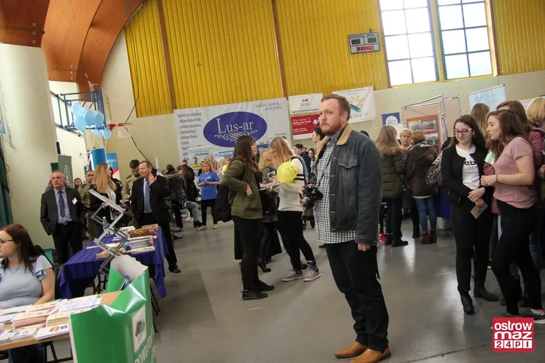 Dwunasta edycja Młodzieżowych Targów Edukacji i Pracy za nami (zdjęcia, wideo)