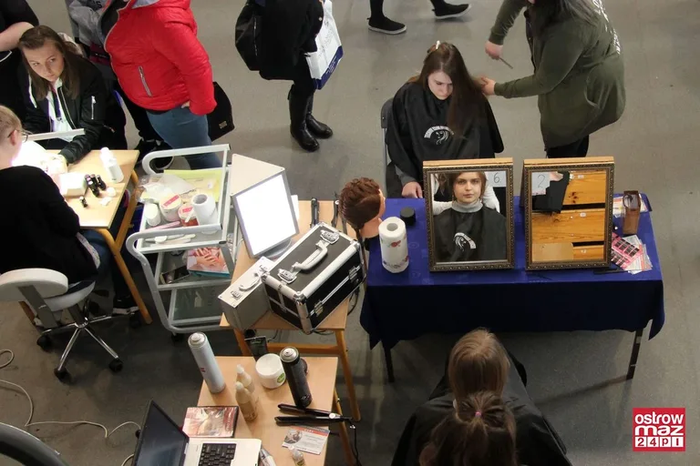 Dwunasta edycja Młodzieżowych Targów Edukacji i Pracy za nami (zdjęcia, wideo)