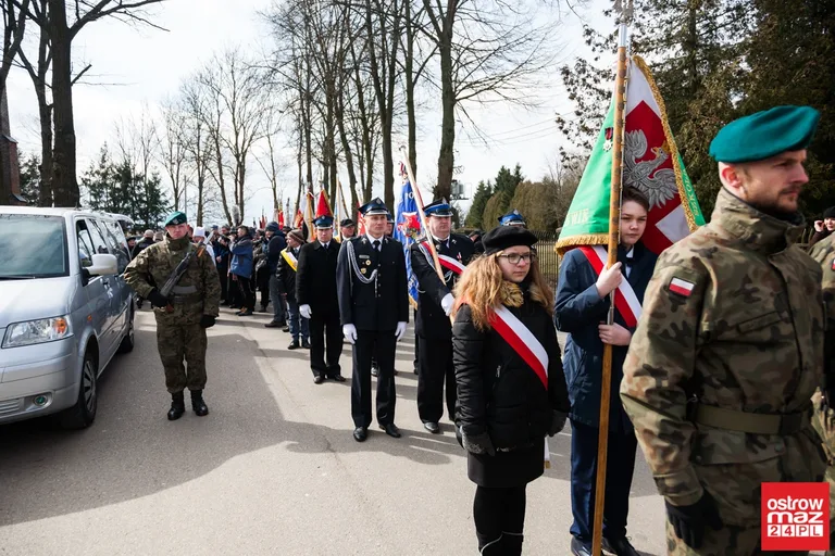 Pochowano żołnierzy 201 Pułku Piechoty (zdjęcia, wideo)