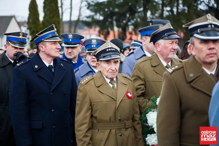 Pochowano żołnierzy 201 Pułku Piechoty (zdjęcia, wideo)