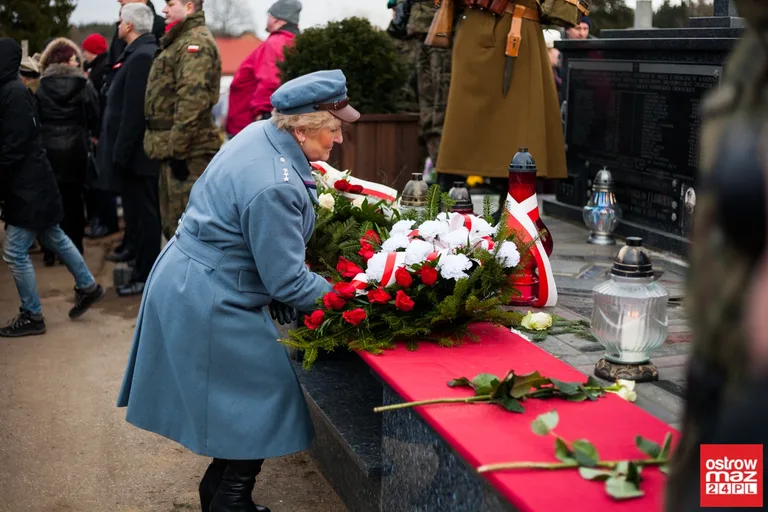 Pochowano żołnierzy 201 Pułku Piechoty (zdjęcia, wideo)