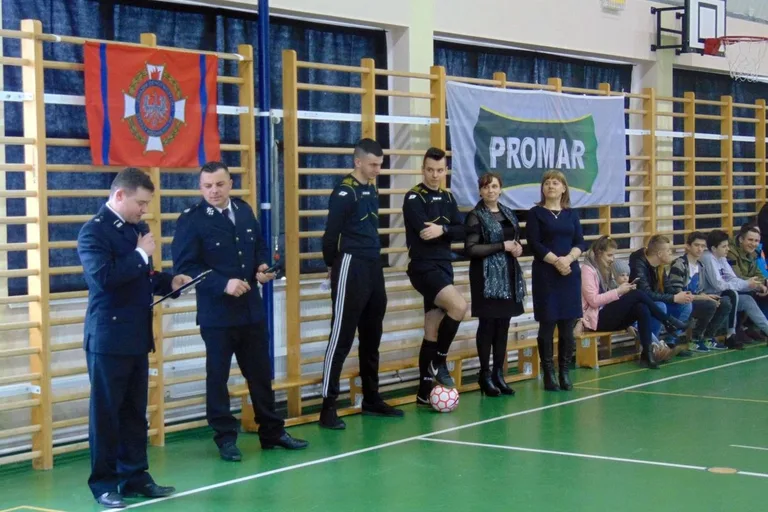 Puchar prezesa OSP w Prostyni dla ostrowskich strażaków (zdjęcia)
