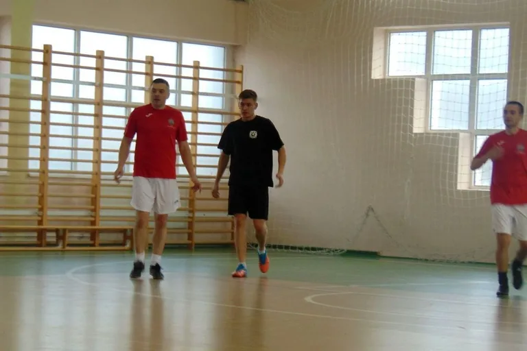 Puchar prezesa OSP w Prostyni dla ostrowskich strażaków (zdjęcia)