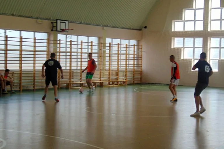 Puchar prezesa OSP w Prostyni dla ostrowskich strażaków (zdjęcia)