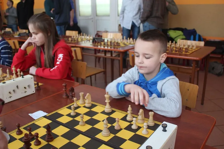 Szachowy sukces Kacpra Rydla (zdjęcia, wideo)