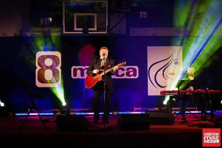 Andrzej Rybiński dla ostrowskich kobiet (zdjęcia, wideo)