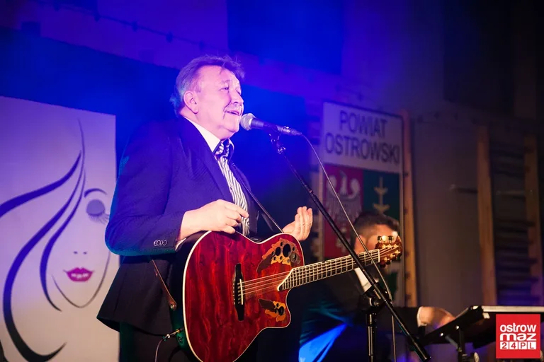 Andrzej Rybiński dla ostrowskich kobiet (zdjęcia, wideo)