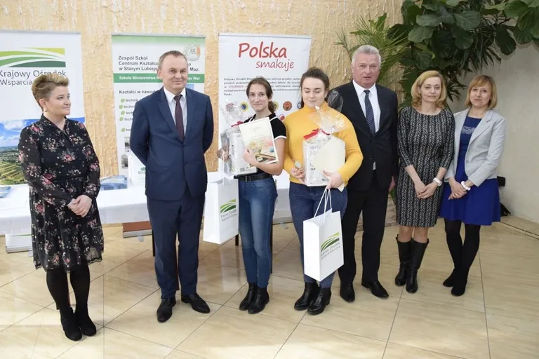 Konkurs kulinarny w lubiejewskim ZS CKR (zdjęcia)