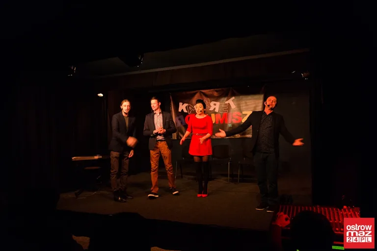 Kabaret Rozumisz rozbawił ostrowską publiczność (zdjęcia, wideo)