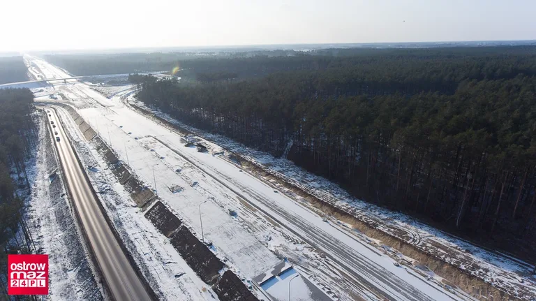 Rozbudowa S8 coraz bliżej końca (zdjęcia lotnicze, wideo)