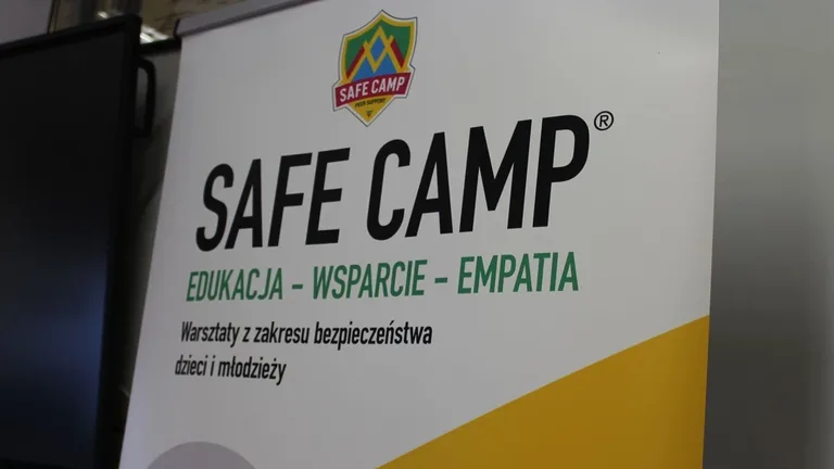 Uczniowie "Jedynki" uczą się pierwszej pomocy, samoobrony i radzenia z emocjami (zdjęcia)