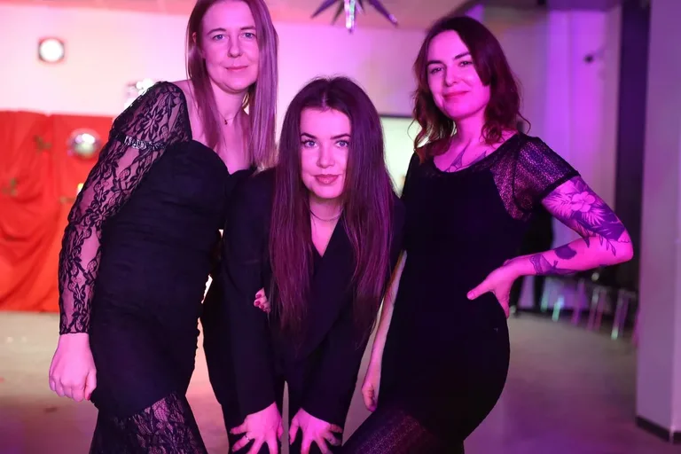 Karnawałowa noc pełna masek, muzyki i dobrej energii (zdjęcia)